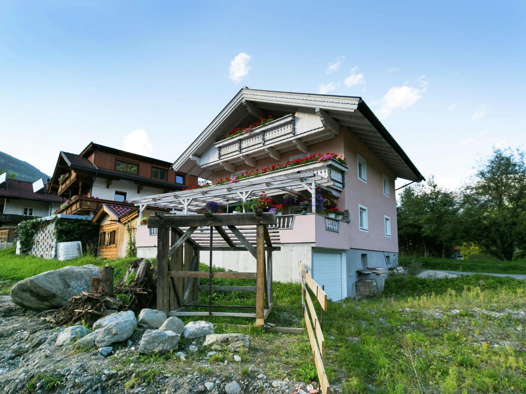 Apartment With Terrace In Aschau Im Zillertal Extérieur photo