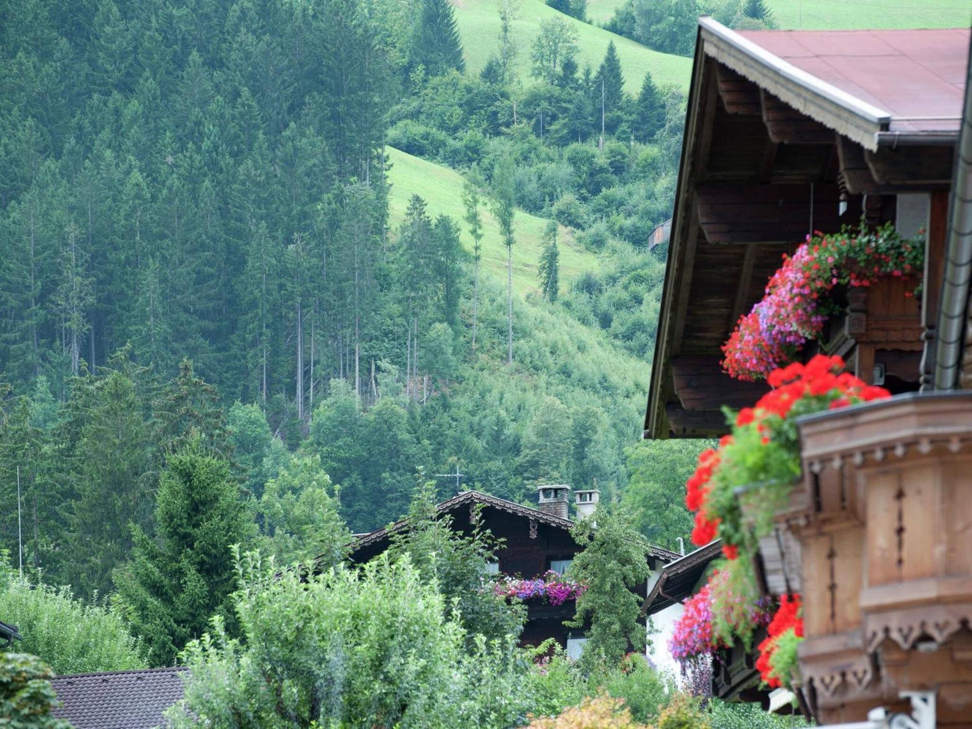 Apartment With Terrace In Aschau Im Zillertal Extérieur photo